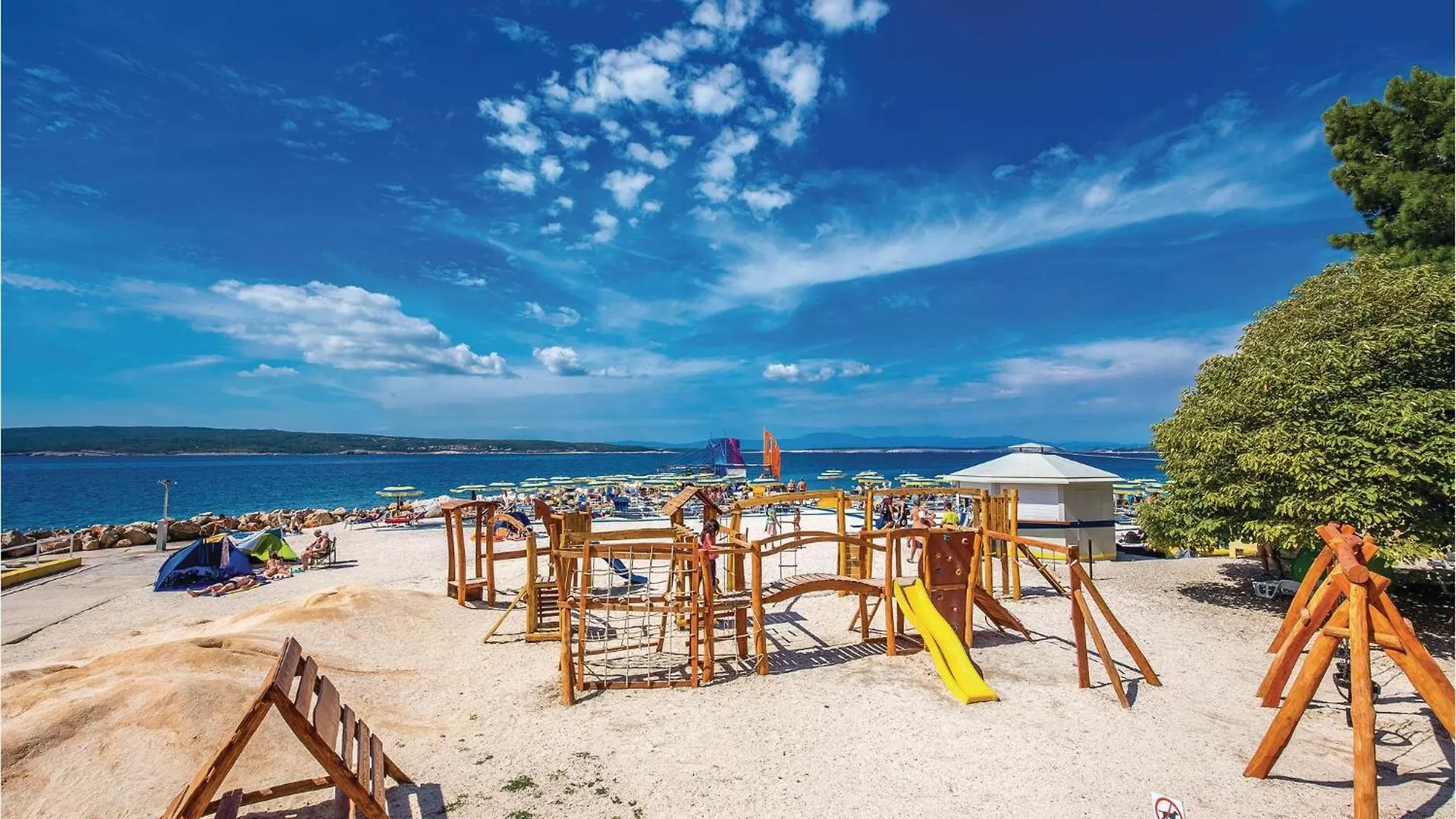 Amazing Apartment In Selce With Wifi Croatie