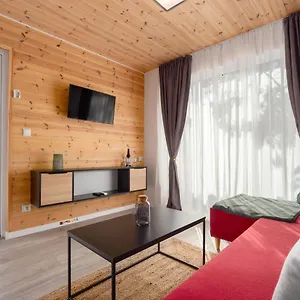 Kemp Mediteran Travel Mobile Homes, Selce