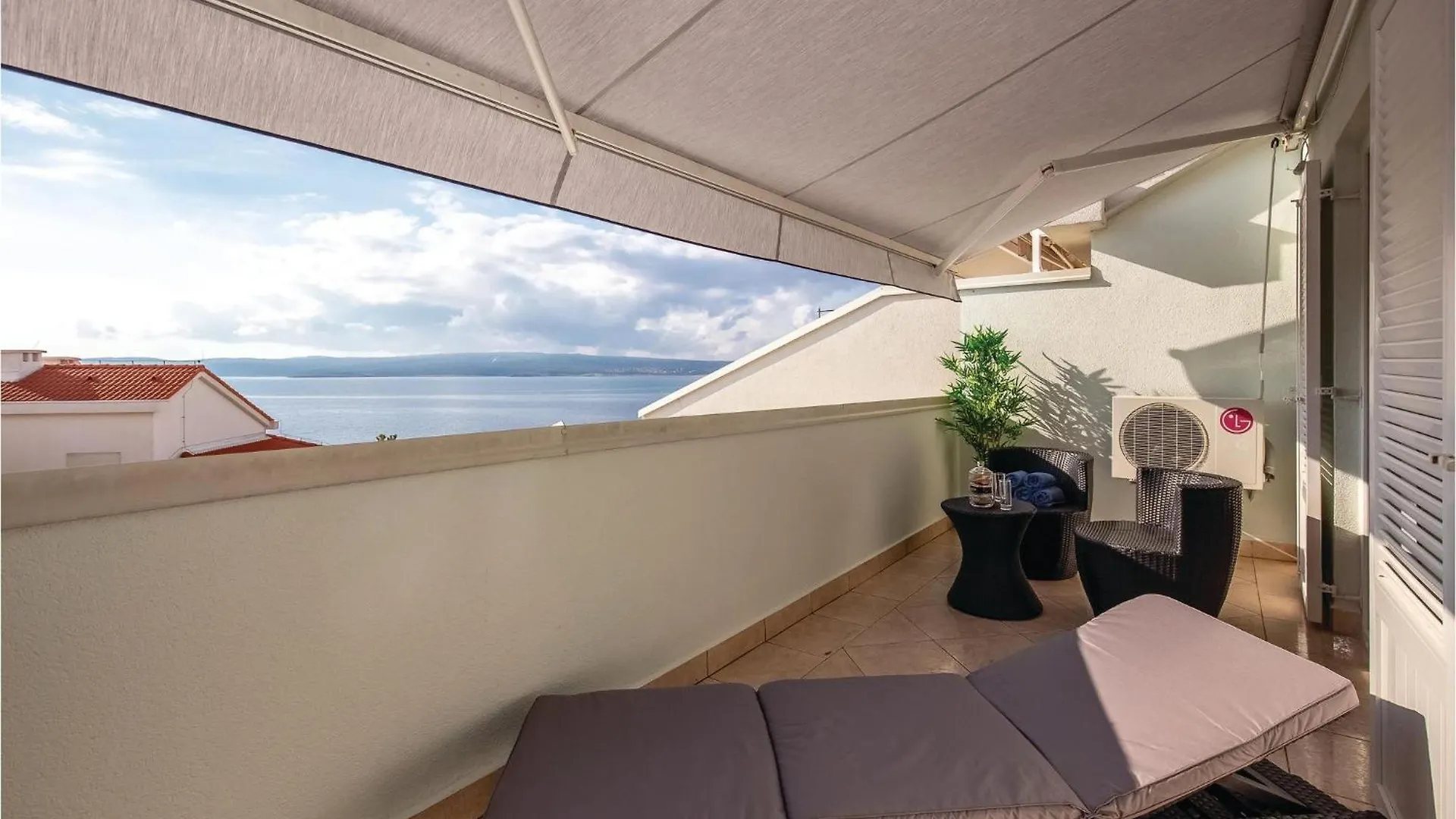 Amazing Apartment In Selce With Wifi